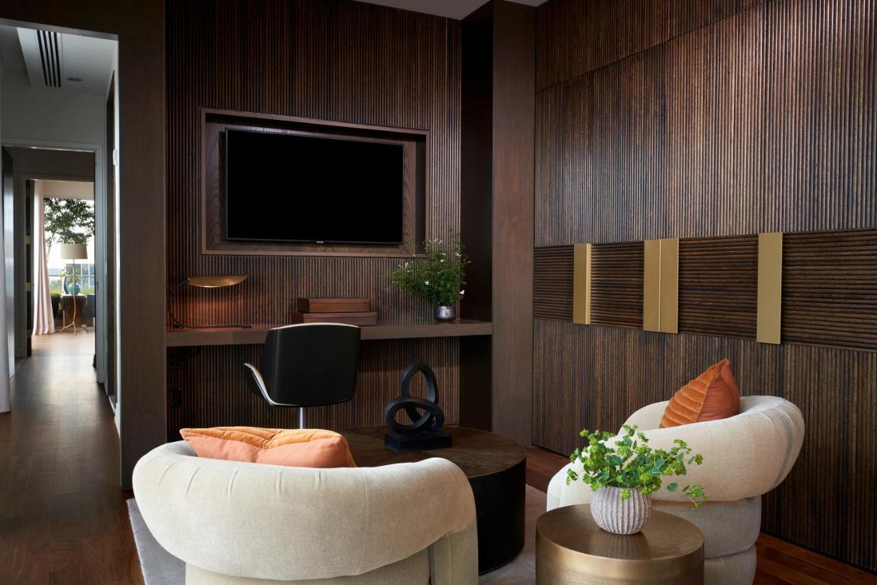 The Dupont Circle Hotel Washington Ngoại thất bức ảnh A living room in a private home