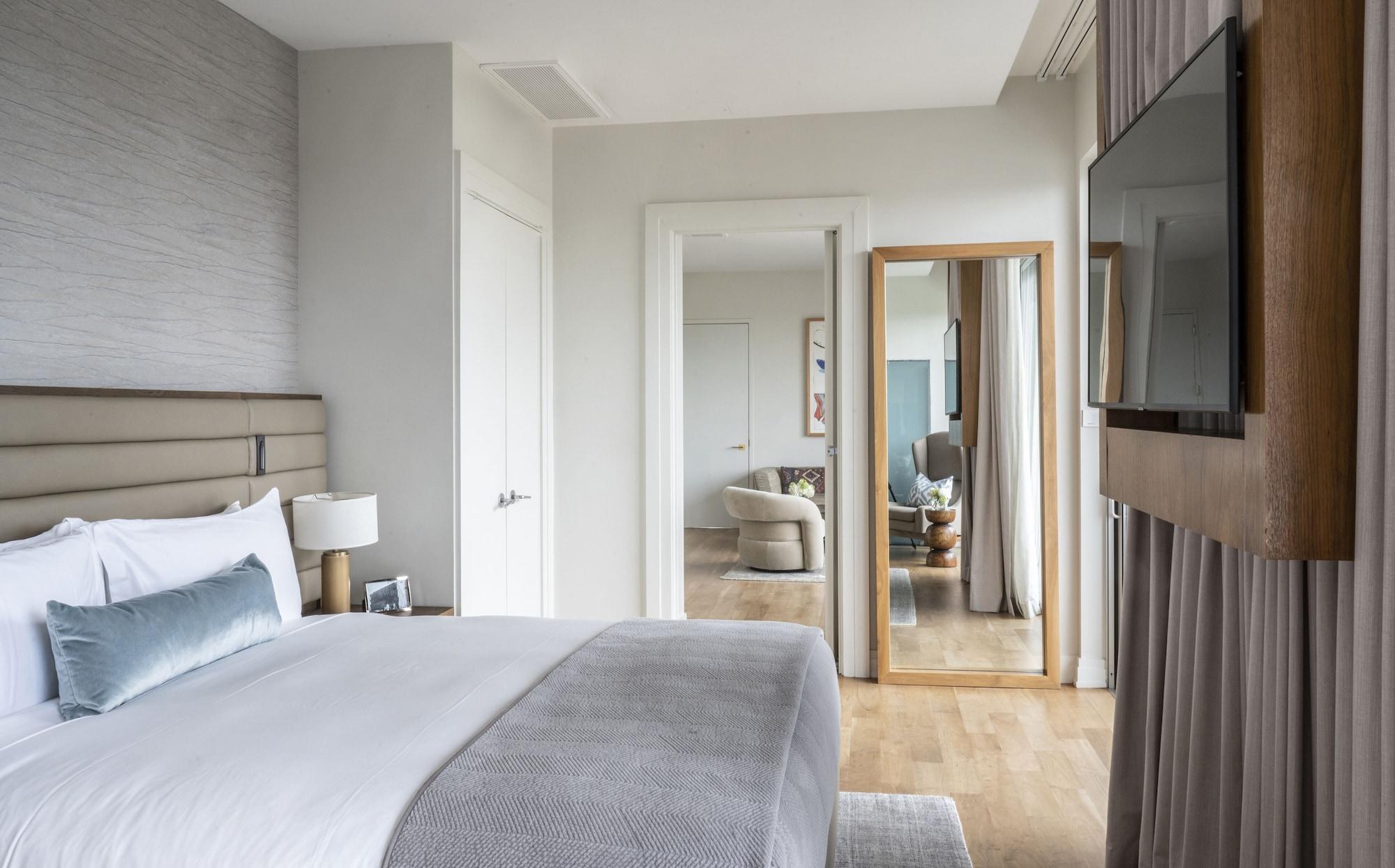 The Dupont Circle Hotel Washington Ngoại thất bức ảnh A bedroom at The Ivy Collection